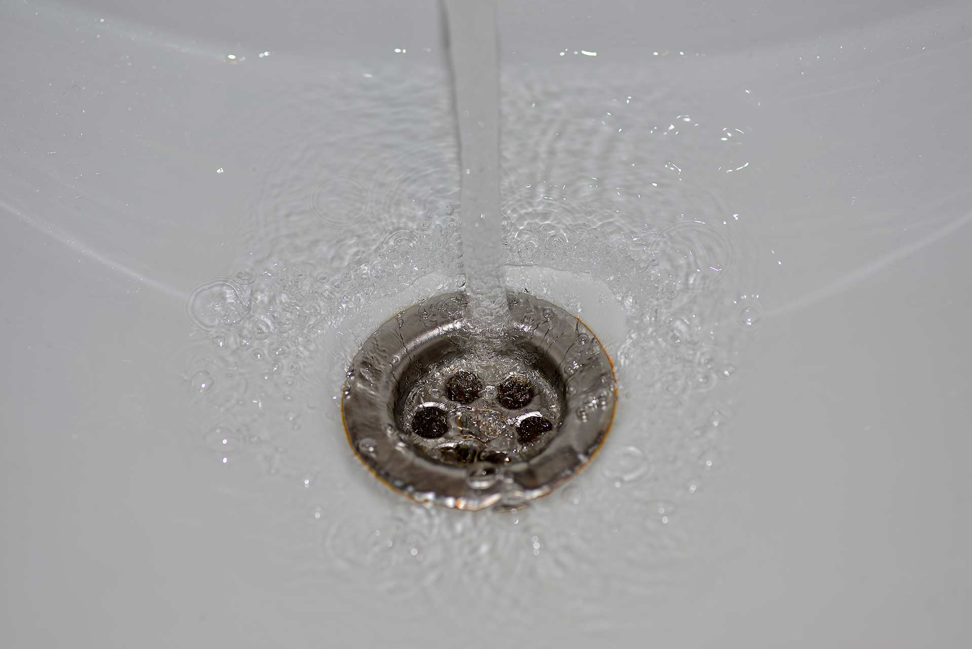 A2B Drains provides services to unblock blocked sinks and drains for properties in Pinner.